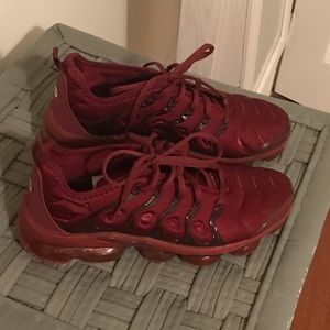 Women’s Nike Vapor Max  Size 8.5  Maroon